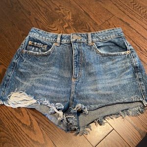 Garage festival shorts size 27